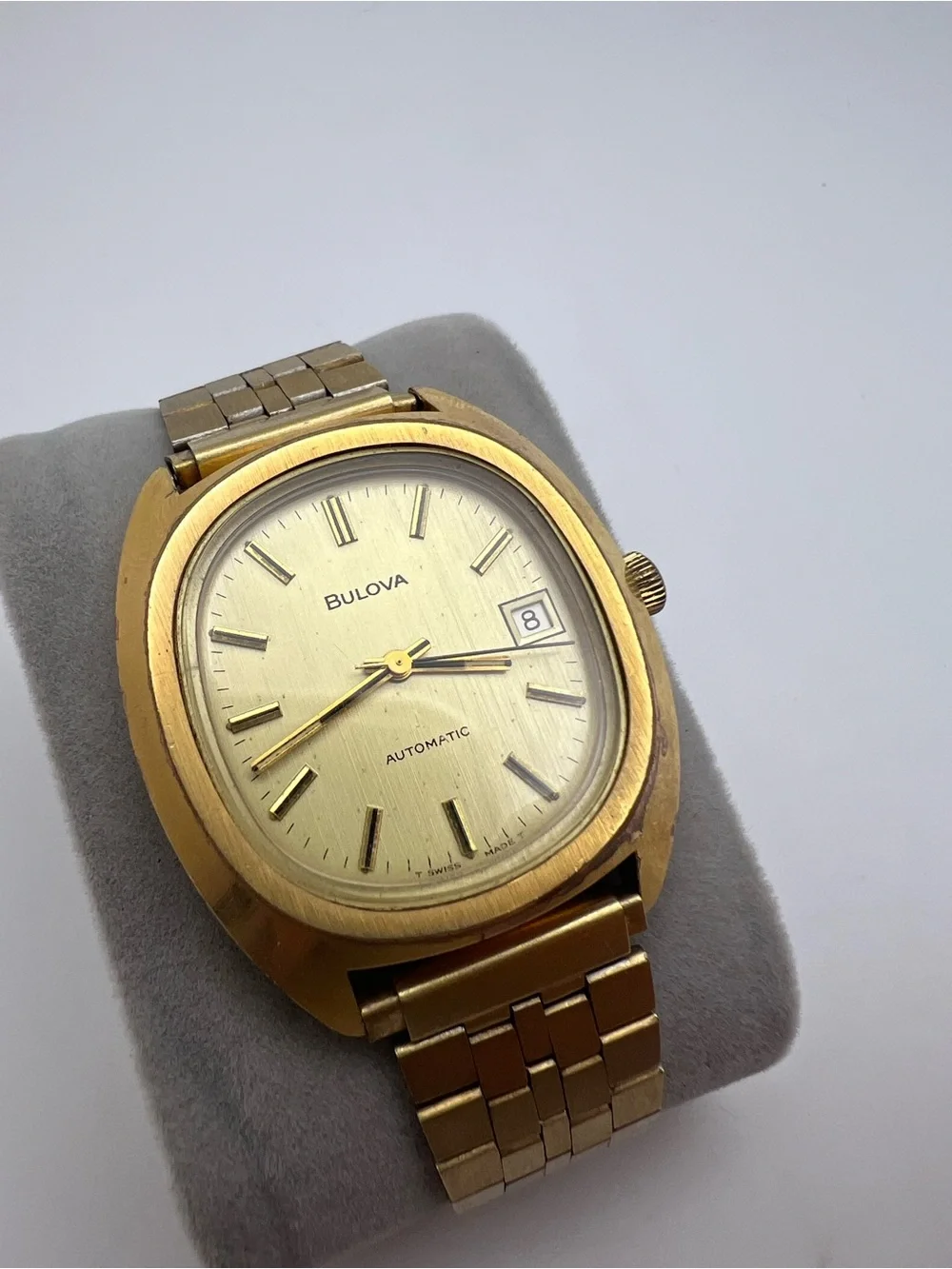 Bulova Gold-Tone Men's Automatic Watch with gold Dial